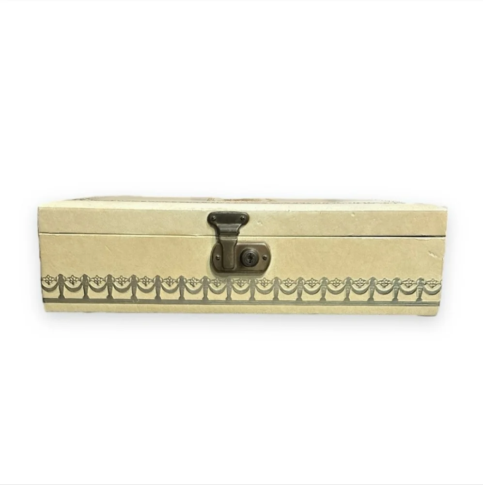 Baronet paper key